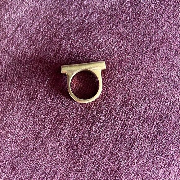 Gold Bar Ring - Picture 1 of 3